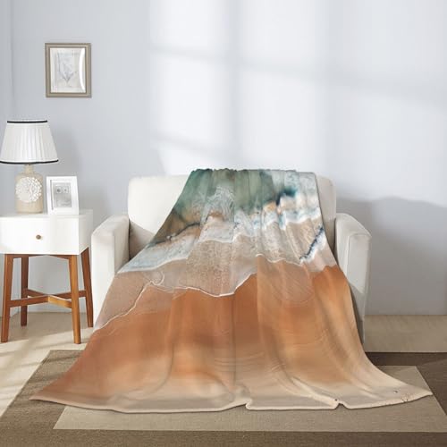 Couverture en flanelle légère contre le froid sur le sofa ou le lit