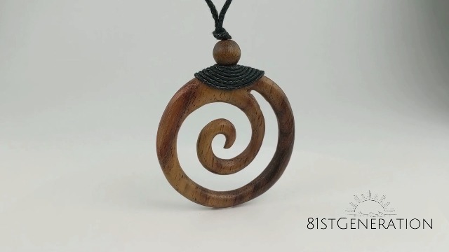 Avalaya Ciondolo geometrico triangolare in legno nero/menta/blu con collana lunga in cotone nero – 9 cm L ciondolo/100 cm L/(lunghezza massima) – Regolare