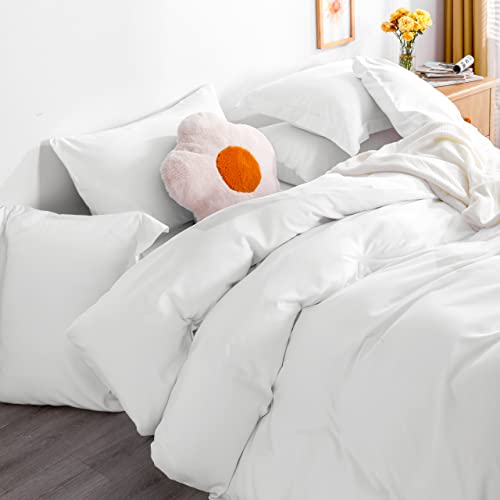 Image of NTBAY Queen Duvet Cover Set, 1 Duvet Cover and 2 Pillow Shams, Soft Brushed Microfiber Comforter Cover with Zipper Closure, White