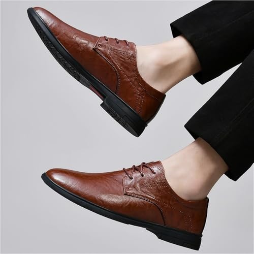 Elegant Leather Lace Up Oxford Shoes for Men Ideal for Business Wear and Formal Occasions4