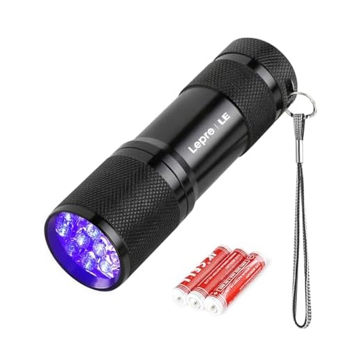 LEPRO Linterna Ultravioleta 9 LED, 395nm Linterna UV con Luz Negra, Flashlight para Detectar Manchas de Orina y de Mascota, Billetes, 3*AAA Pilas Incluidas