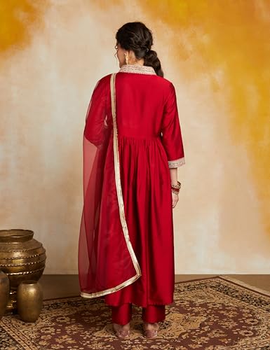 Image of Amazon Brand - Myx Women's Embroidered Anarkali Kurta Set with Organza Dupatta (Available in Plus Sizes)