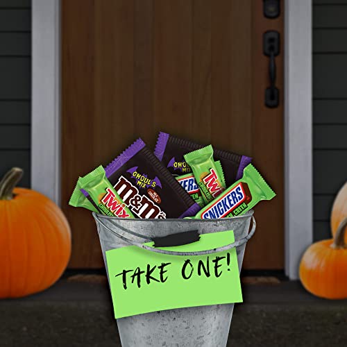M&M'S Milk Chocolate Ghoul's Mix, SNICKERS & TWIX Ghoulish Green Fun Size Bulk Halloween Chocolate Candy Assortment, 26.82 oz, 50 Piece Bag - image 7