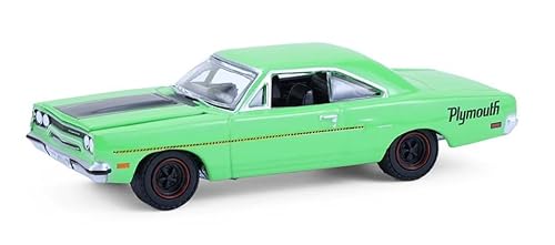 Greenlight Collectibles 13370-B Muscle Series 30-1:64 Scale Diecast Model - 1970 Plymouth Road Runner – Green