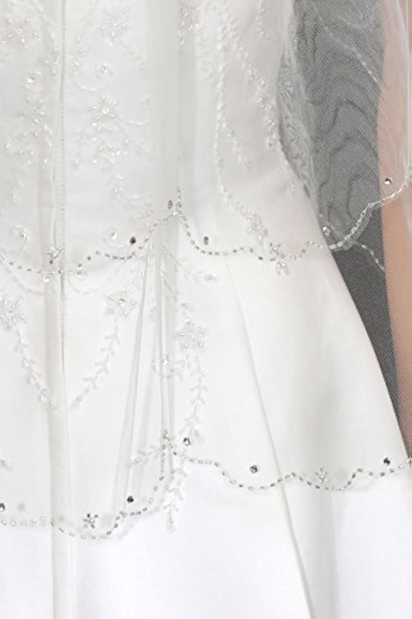 2T 2 Tier Crystal Beaded Scalloped Bridal Veil