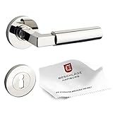 ✓ DESIGN IM BAUHAUS STIL: Die Türdrückergarnitur im Design nach Walter Gropius & Adolf Meyer (ca. 1922/1923) überzeugt mit klaren und geraden Linien. Die Verschmelzung runder und rechtwinkliger Elemente verleiht der Klinke einen besonderen Charakter.