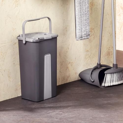 Kleeneze KL028145EU7 Wischmopp und Eimer-Set, Flacher Mikrofasermopp platzsparender Bodenwischer mit Schwenkkopf, Wringer mit Doppelfunktion/Schmutzschaber, kompakter Wischeimer, 100-Jubiläum-Edition – Bild 6