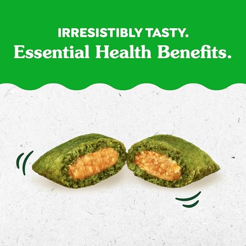 Greenies Feline Smartbites Skin & Fur Health Crunchy and Soft Cat Treats, Salmon Flavor, 16 oz. Tub