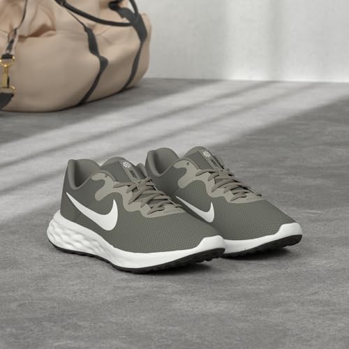 Nike Men's Trainers by Running Shoe2
