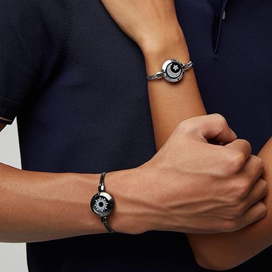 TOTWOO Long Distance Touch Bracelets for Couples, Smart Light & Vibration Love Jewelry, Long Distance Valentines Day Gifts for Him Her Women Men, One-to-One Bluetooth Pairing via App - Image 6