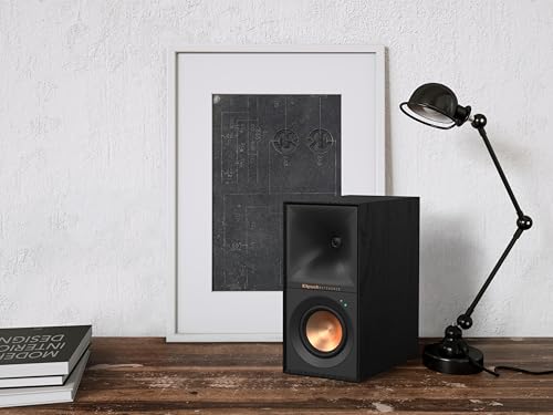 Klipsch Reference R-40PM Powered Bookshelf Speakers - 90-Degree x 90-Degree Tractrix Horn - Linear Travel Suspension - Sleek, Modern Appearance - Image 6