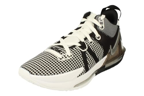 LeBron VII Men's Basketball Trainers by Nike