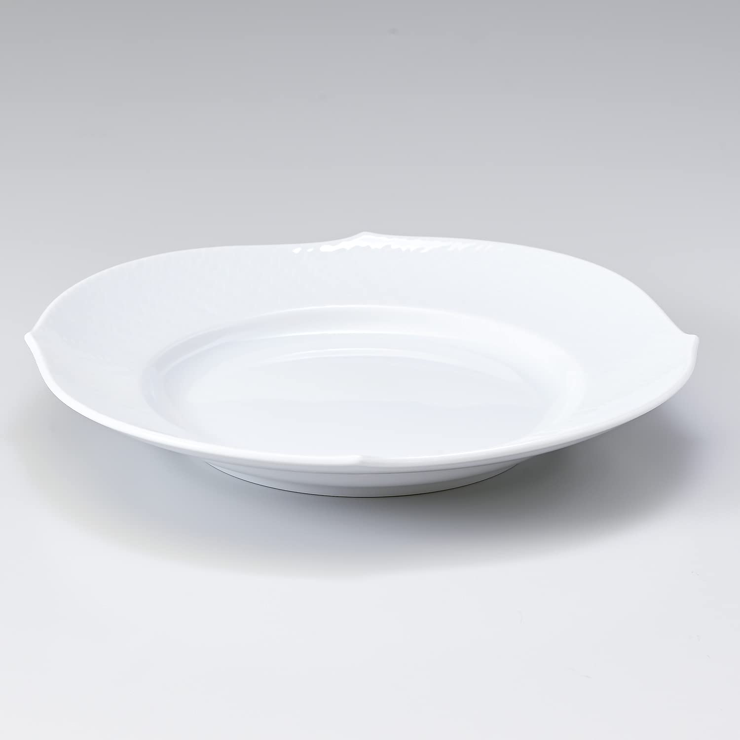 【未使用品】MEISSEN マイセン　波の戯れ ホワイトプレート　箱付き マイセン（Meissen） 波の戯れホワイト 000001／29479 プレート