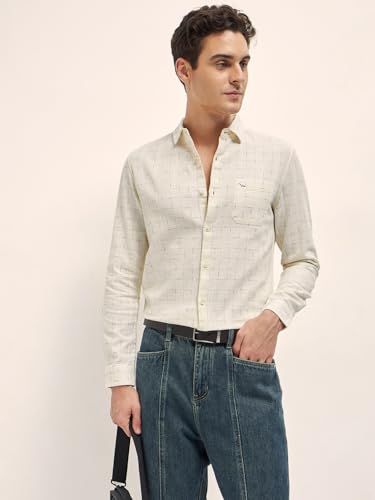 Image of THE BEAR HOUSE Men's Cotton Checked Slim Fit Shirt