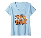 Photo Gallery donna funny trick or teach tee for school teacher halloween retro maglietta con collo a v Photo Gallery donna funny trick or teach tee for school teacher halloween retro maglietta con collo a v