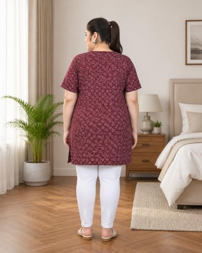 Image of In Love Women's All-Over Printed Cotton Plus Size Longline T-Shirt with Pockets