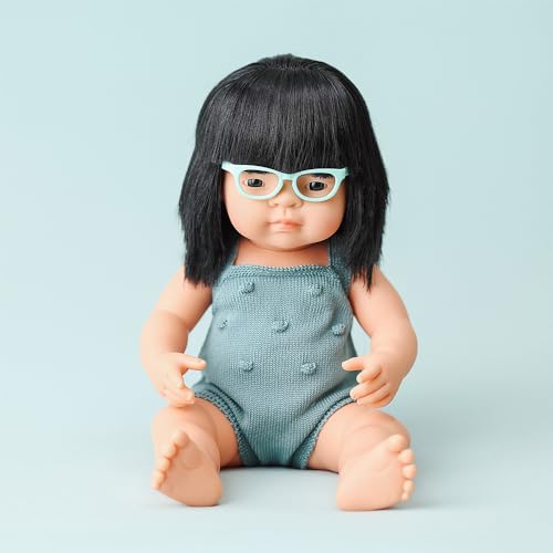 Miniland Muñeca Asiática con Gafas 15 pulgadas miniatura 3