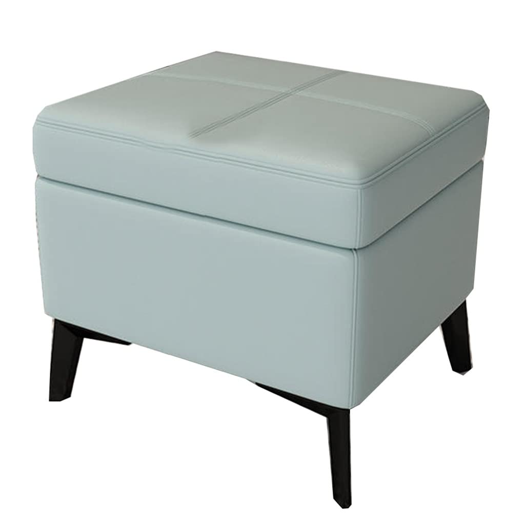Rangement salon élégant : repose-pieds cuir carré gris et bois chic