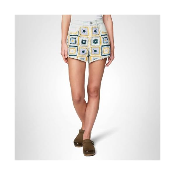 [BLANKNYC] Womens Luxury Clothing Light Wash Denim Crochet Detail Cut Off Short, Comfortable & Stylish