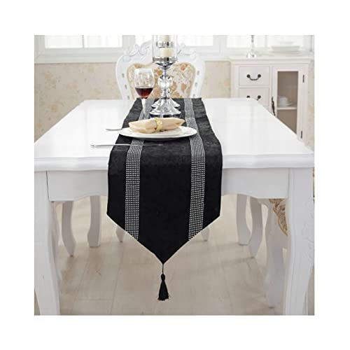 Chemin de table en flanelle anti-plis pour sublimer une table terne