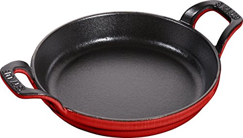 STAUB Dish Fuente Redonda apilable, Hierro Fundido, Rojo Cereza, 16 cm