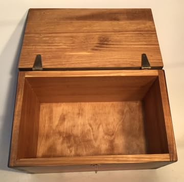 VINTAGE EDITIONS REMINGTON WOODEN AMMO BOX, ANTIQUE BROWN