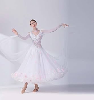 ストーンがびっしりホワイトビーズ装飾ラテンダンスドレス ストーンが ストーンがびっしりホワイトビーズ装飾ラテンダンスドレス ストーンが