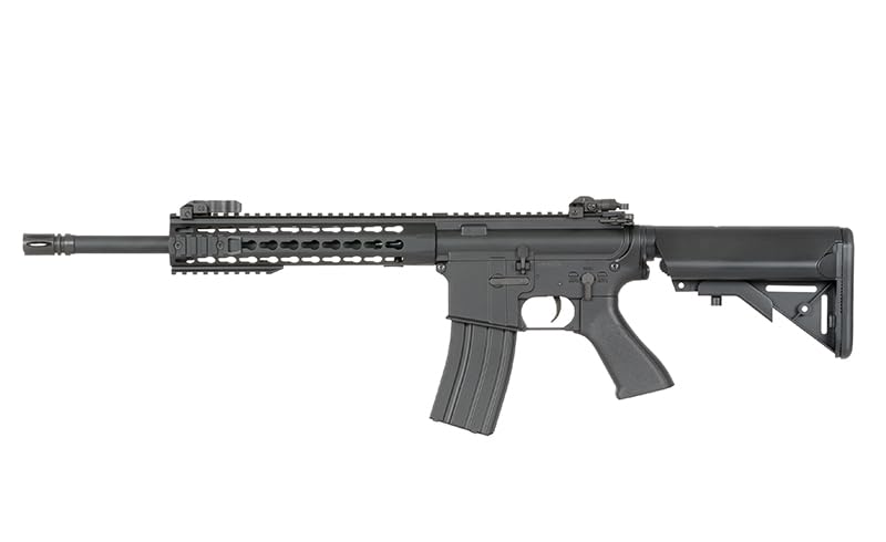 Rifle eléctrico de Airsoft Tipo M4 Airsoft Negra Modelo CM.515 de la Marca Cyma. Potencia 1 Julio. Incluye batería y Cargador de 300 Bolas. Disparo Semi y ráfaga automática