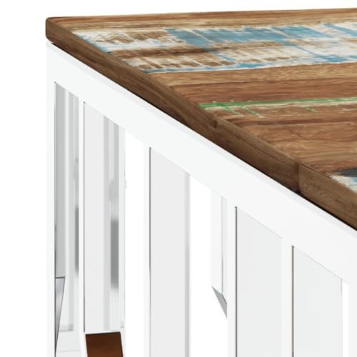 Table basse en bois vieilli pour un design moderne de salon chaleureux et convivial