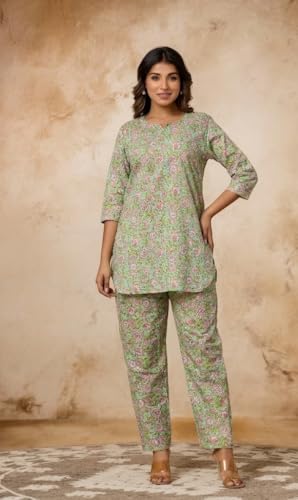 Image of Women's Pure Cotton Printed Night Suit,Top and Relaxed Pajama Set, Stylish Sleepwear