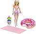 Barbie Mobilier Coffret Journée Piscine, poupée blonde en maillot de bain, bouée donut et accessoires, jouet pour enfant, GHT20