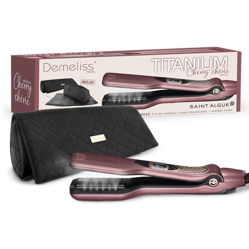 Demeliss Saint Alga – Estuche alisador de vapor de titanio – Colección Cherry Chérie – Incluye una alfombra 2 en 1 – Suavizado de alto rendimiento, hidratación intensa – para todo tipo de cabello Demeliss Saint Alga – Estuche alisador de vapor de titanio – Colección Cherry Chérie – Incluye una alfombra 2 en 1 – Suavizado de alto rendimiento, hidratación intensa – para todo tipo de cabello