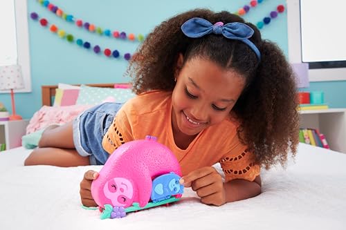 Polly Pocket Faultierfamilie 2-in-1 Taschenschatulle - Tropisches Abenteuer mit 12 Accessoires, Dschungelspielbereiche und versteckter Strand, für Kinder ab 4 Jahren, HRD40