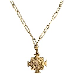 Gargantilla Medallas Collar de eslabones dorados con cruz medalla de San Benito. Regalo perfecto para tener un detalle en cualquier ocasión.