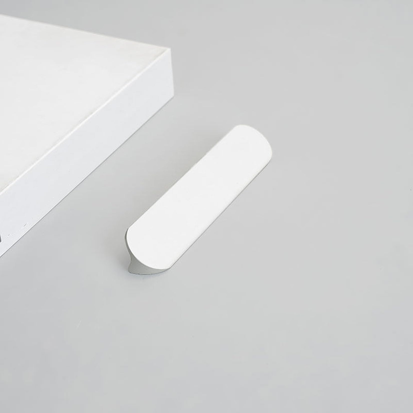 2 Piezas Tiradores para Muebles,Manijas de Puertas,Manillas de barra de Aluminio,Pomos para Armarios de la Cocina,Cómodas,Puertas y Cajones,con Ttornillos (Longitud 500mm,Marrone)