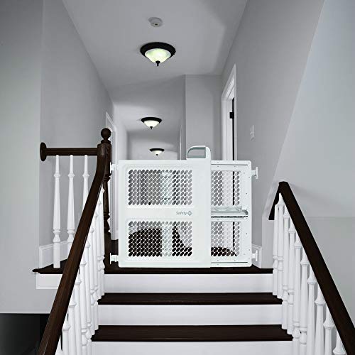 7 Best Retractable Baby Gate 2020 Reviewed