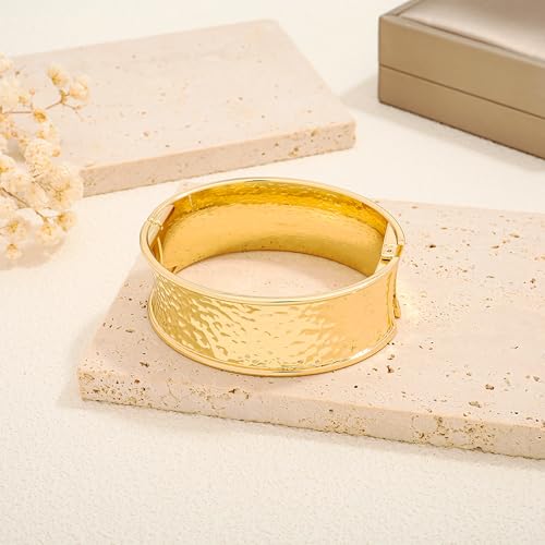 Chunky Gold Bangles Bracelet for Women Fashion Hammered Wide Cuff Bracelet Minimalist Open Wrist Cuff Bangle Gold Jewelry Accessories for Women4