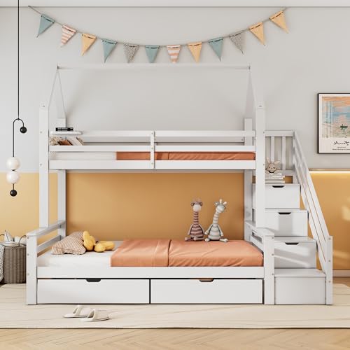 Scelta per famiglie: il letto superiore è un letto singolo di 90 x 200 cm e il letto inferiore è un letto matrimoniale di 140 x 200 cm. Il letto a castello, che può ospitare fino a tre persone, è perfetto per le famiglie. Il telaio superiore del La casa trasmette un'atmosfera accogliente e accogliente.