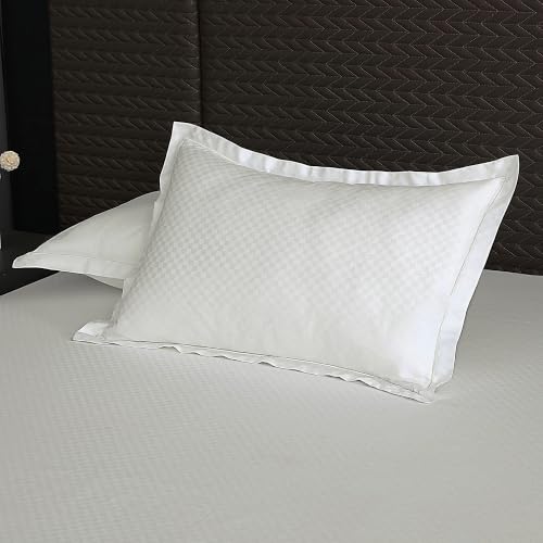 Image of Story@Home Luxe King Size Fitted Bedsheet with 2 Pillow Covers | 500 TC Egyptian Cotton Compact Yarn | 182 x 198 cm | Fits Up to 12 Inch Mattress | Checkered Jacquard | Ivory | Gift Packaging