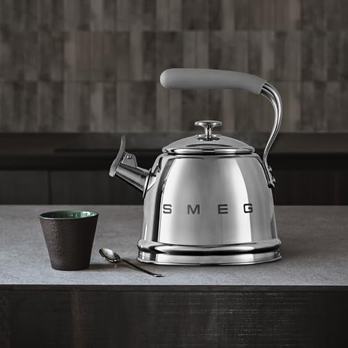 Image of SMEG Stovetop Whistling Kettle - 50s Retro Style, 2.3 Liter (10 Cup / 2.4 Quart) Stainless Steel Tea Kettle with Iconic Design & Whistle - Premium Kitchen Statement Piece (Silver)