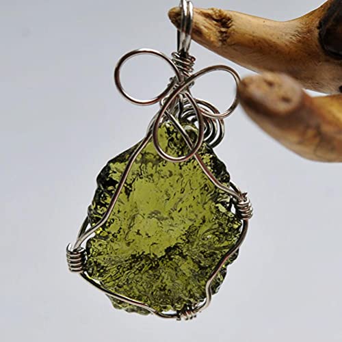 Moldavite Necklace, Green Natural Irregular Energy Stone Necklace Chain Crystal Pendant Jewelry for Men & Women4