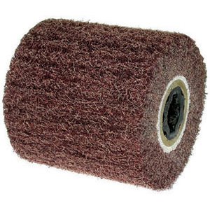 Rouleau à satin fin grain 180 pour rénover vos meubles