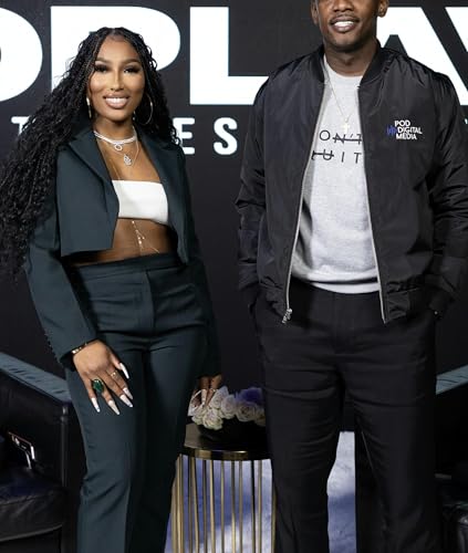 『“What DEI Rollbacks Mean For Creators & Podcasting's Future” with Gary Coichy (S2:208)』のカバーアート