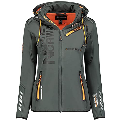 Veste Softshell Femme contre le vent et le froid lors des loisirs