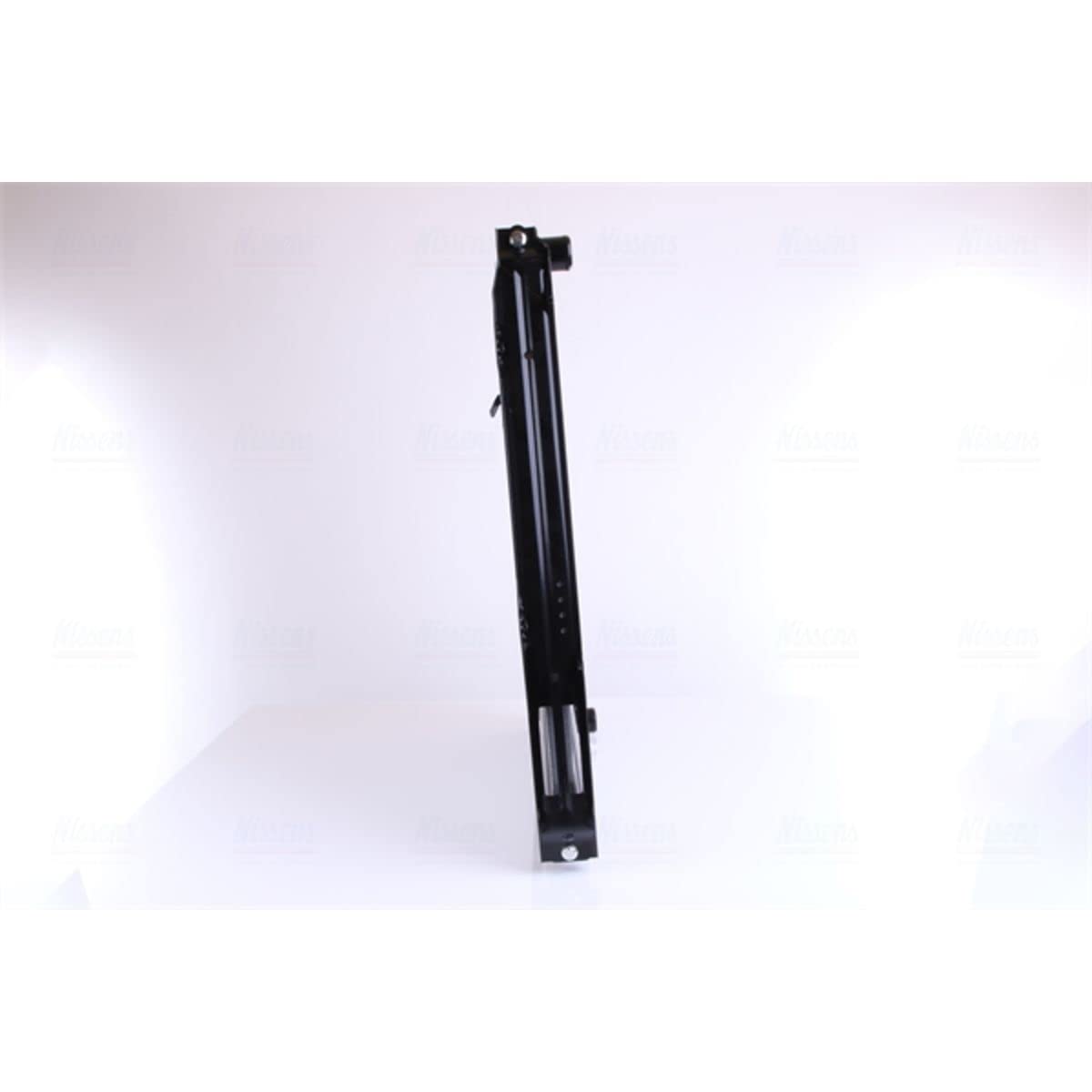 NISSENS Radiatore, Raffreddamento motore 64636A | Compatibile con: TOYOTA LAND CRUISER 90
