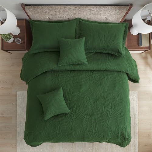 Image of HZ & HY Botanical Oversized Queen Bedspread, Stitched Leaf Quilt Set Queen Size, Lightweight Reversible Coverlet, Tailored Edge - Earthy Natural Look, 5 Piece, Olive Green