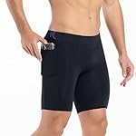 Bermuda térmica masculina ideal para academia, trei e corrida, oferecendo conforto e desempenho durante atividades físicas Disponível na cor preta e tamanho M (42/44), proporcionando ajuste adequado Possui bolso prático para guardar peques objetos du...