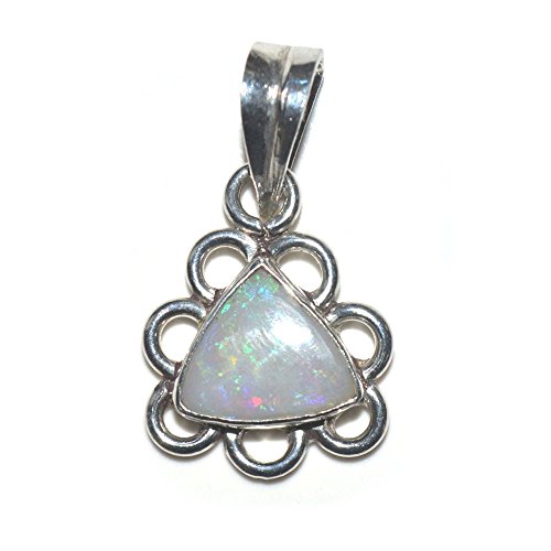Pendentif triangle opale en argent 925, le cadeau d'anniversaire idéal