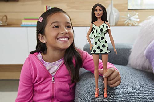 Muñeca Barbie Fashionistas #200 con cabello castaño y accesorios miniatura 2