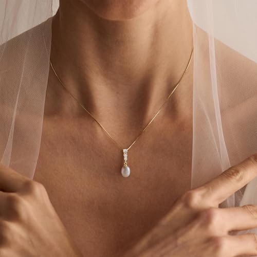 Ewrkbr Pearl Necklaces for Women, 14K Gold Plated CZ Single Pearl Pendant Necklace Dainty Gold Necklaces for Women Trendy Classic Bridal Wedding Necklace Fashion Gold Jewelry2